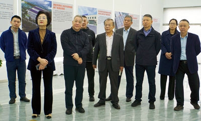 金輝及外部董事赴集團涇河產業(yè)園開展工作調研